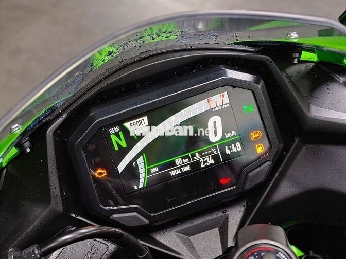 Kawasaki Ninja ZX-4RR 2026 Xanh KRT 50km