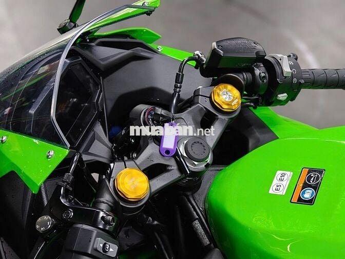 Kawasaki Ninja ZX-4RR 2026 Xanh KRT 50km