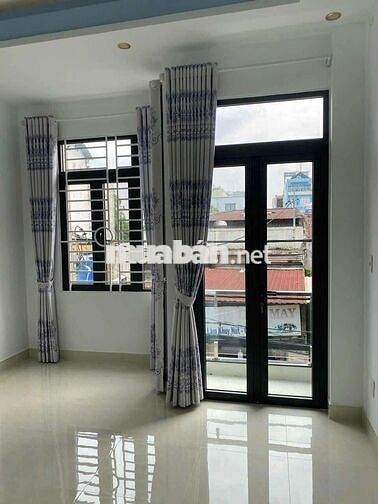 Nhà Hẻm Thông 4x13 3lầu 4pn 3wc Sân Thượng 