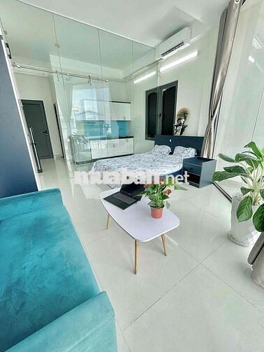 Cho thuê căn hộ 1PN ban công siêu thoáng gần Hàng Xanh, chợ Bà Chiểu