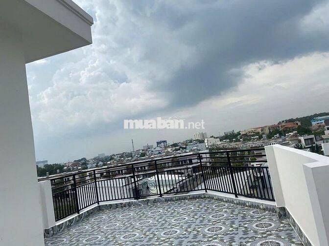 Nhà 2 mặt hẻm xe hơi đường Cây Keo, Tam Phú, 53m², 4 phòng ngủ