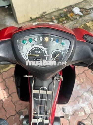 Xe máy Sirius 50cc bs 72 chinh chu