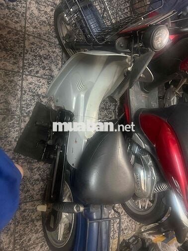 Suzuki 50cc dang the thao nhut doi 2009