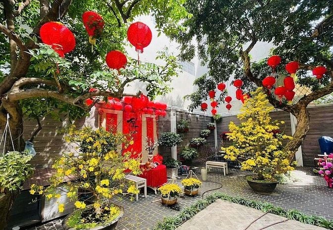 Bán villa + building văn phòng tại CMT8, Tân Bình, 461,6m2, 120 tỷ