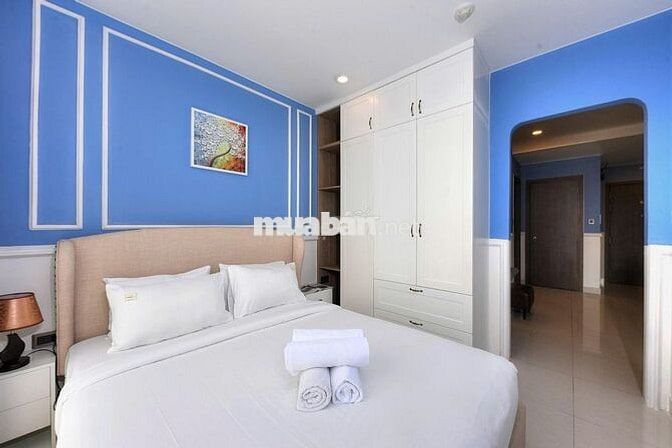 Cho thuê SaiGon Royal quận 4 view Bitexco/ ban công 43m2 chỉ 15tr 