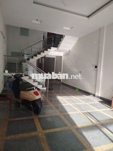 NHÀ 2 TẦNG, 90M2, ĐƯỜNG GIANG VĂN MINH GẦN SÂN BAY ĐÀ NẴNG, HẢI CHÂU.