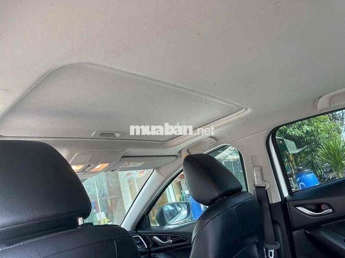 Mazda Mazda 3 Trắng 5 chỗ Xăng