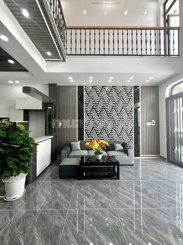 Bán nhà giá rẻ sổ hồng riêng 5x22m đúc kiên cố 1 lầu 