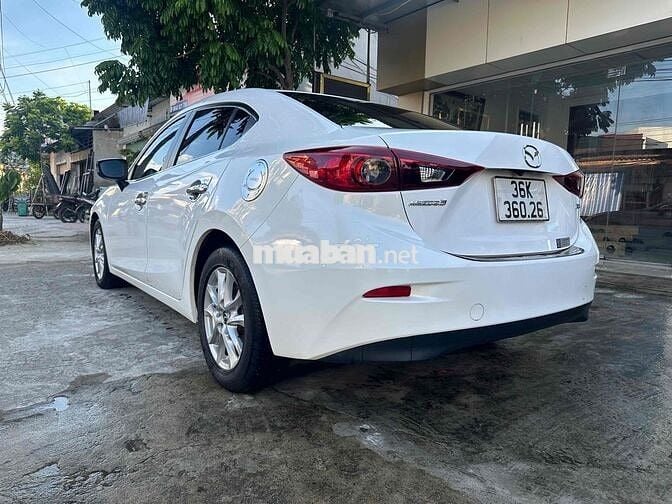 Mazda Mazda 3 Trắng 5 chỗ Xăng