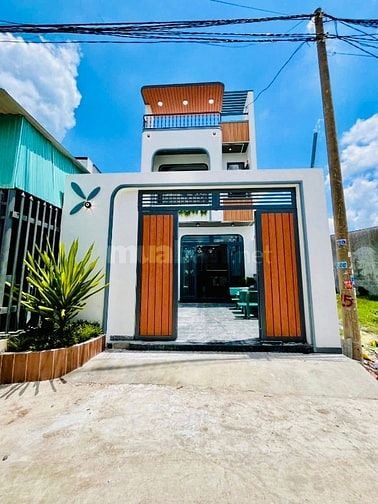 Bán nhà giá rẻ sổ hồng riêng 5x22m đúc kiên cố 1 lầu 