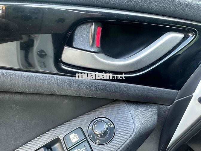Mazda Mazda 3 Trắng 5 chỗ Xăng