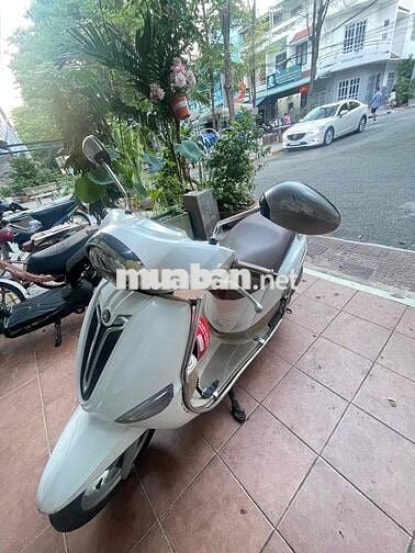 Yamaha Grande Trắng Xăng