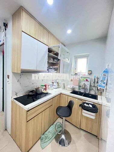 Bán TT Thành Công, căn góc 42/80m 2 ngủ 2wc, chủ tặng full NT ở ngay