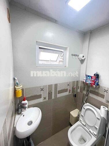 Bán TT Thành Công, căn góc 42/80m 2 ngủ 2wc, chủ tặng full NT ở ngay