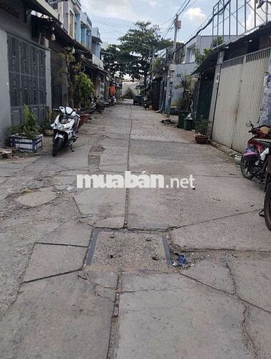 CHÍNH CHỦ BÁN NHÀ ĐƯỜNG SỐ 4 BHH BÌNH TÂN 64m² HẺM ÔTÔ TRÁNH