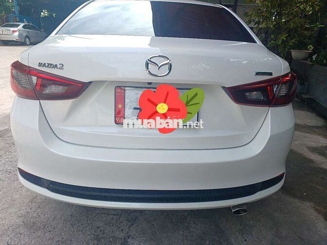 Mazda 2 2025 Trắng 2500 km Nỉ