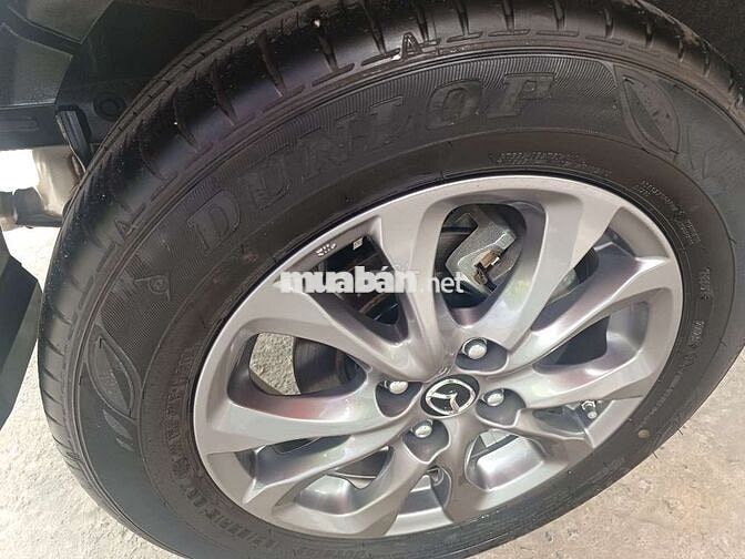 Mazda 2 2025 Trắng 2500 km Nỉ