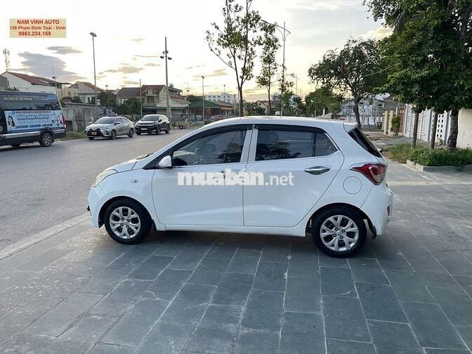 Hyundai i10 2014 Trắng Số sàn