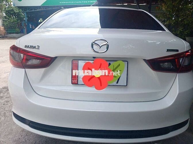 Mazda 2 2025 Trắng 2500 km Nỉ