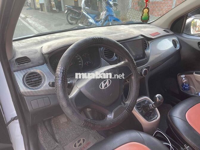 Hyundai i10 2014 Trắng