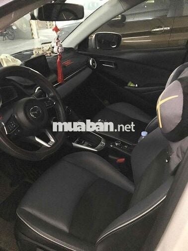 Mazda Mazda2 Luxury 2020 Trắng 84.000 km