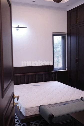Cho thuê Villa sân vườn 600m2 view sông Hồng - Phú Thượng, Tây Hồ