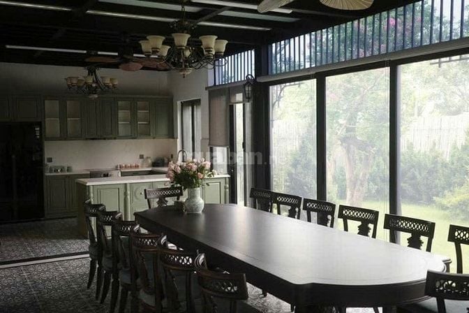 Cho thuê Villa sân vườn 600m2 view sông Hồng - Phú Thượng, Tây Hồ