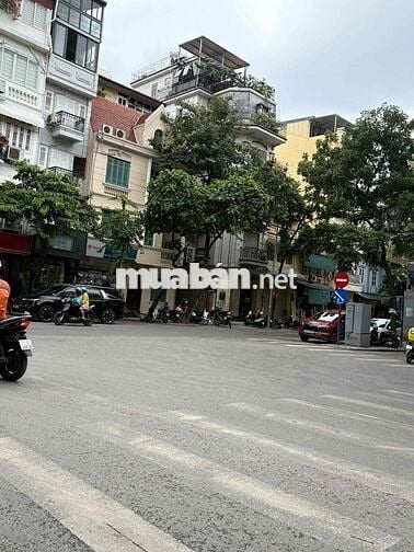 CHO THUÊ NHÀ MẶT TIỀN PHỐ CỔ – 3 TẦNG  - DT 14M – VỈA HÈ SIÊU RỘNG  -