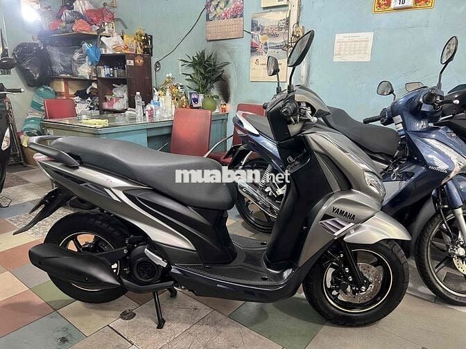 Yamaha FveeGo S Xám xi măng 932.5 km
