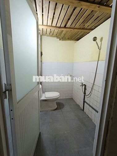 NHÀ NGUYÊN CĂN SÂN VƯỜN NGAY VINCOM NGUYỄN XÍ - HẺM OTO - 4X20M 