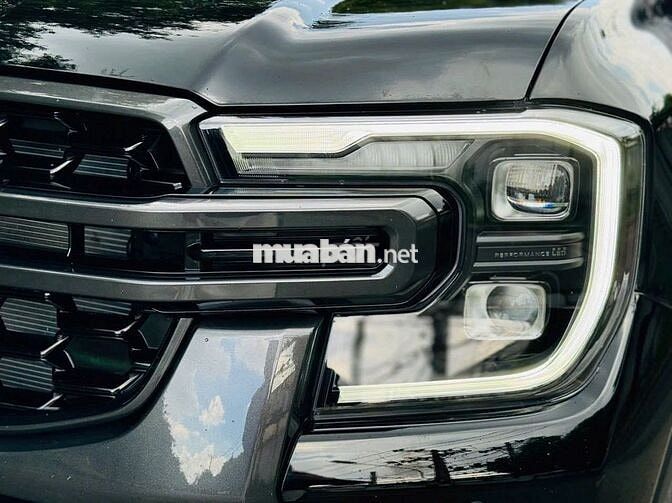 FORD RANGER WILDTRAK 2024 BI-TURBO 2 CẦU_XE LƯỚT