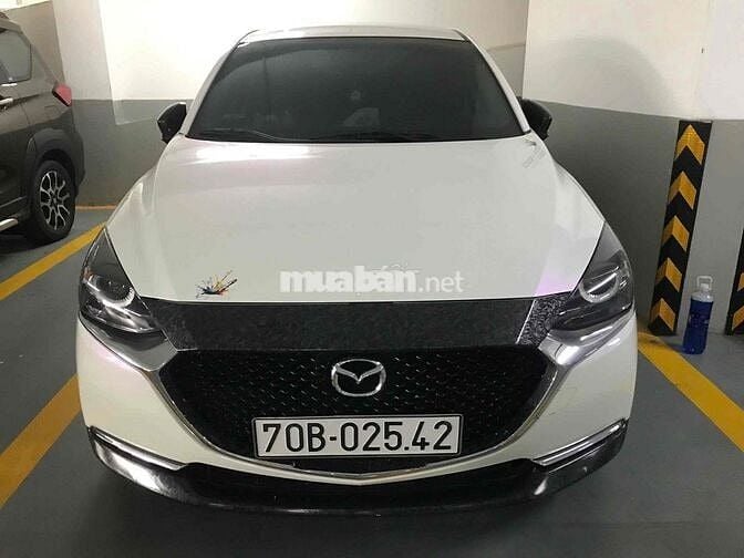 Mazda Mazda2 Luxury 2020 Trắng 84.000 km