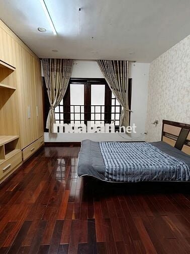 Cho thuê nhà 585 Sư Vạn Hạnh thông Tô Hiến Thành. DT: 4,5 x 18m, 4 lầu