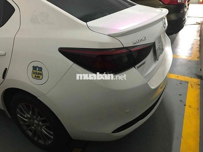 Mazda Mazda2 Luxury 2020 Trắng 84.000 km