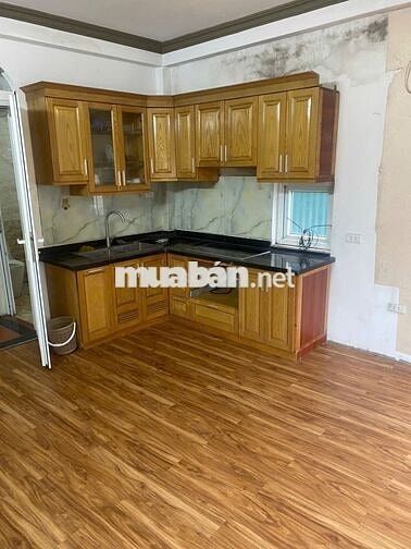 CẦN CHO THUÊ NHÀ NGUYÊN CĂN 5 TẦNG VỪA Ở VÀ KINH DOANH MỌI MẶT HÀNG