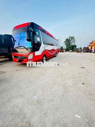 Tracomeco Xe khách 2018 Đỏ Trắng Đen