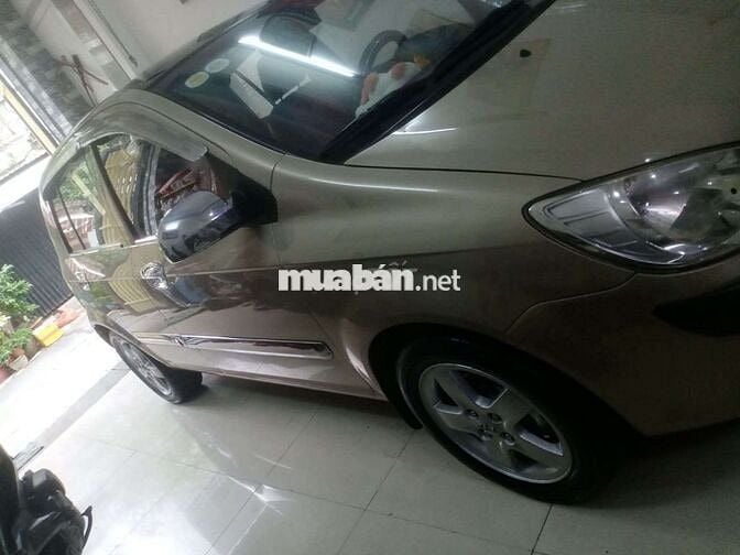 Hyundai Getz 2010 Tự động 1.4 Vàng