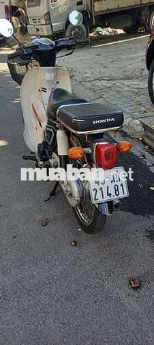 Honda Cub 50 Đen Việt Thái