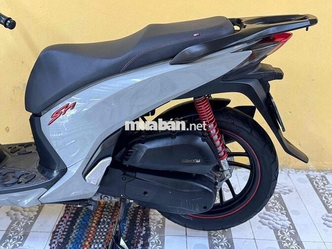 SH 125i màu xám xi măng đời 2015 xám xi măng