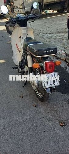 Honda Cub 50 Đen Việt Thái
