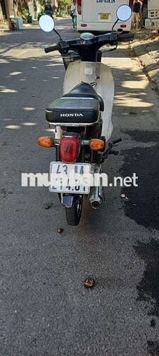 Honda Cub 50 Đen Việt Thái