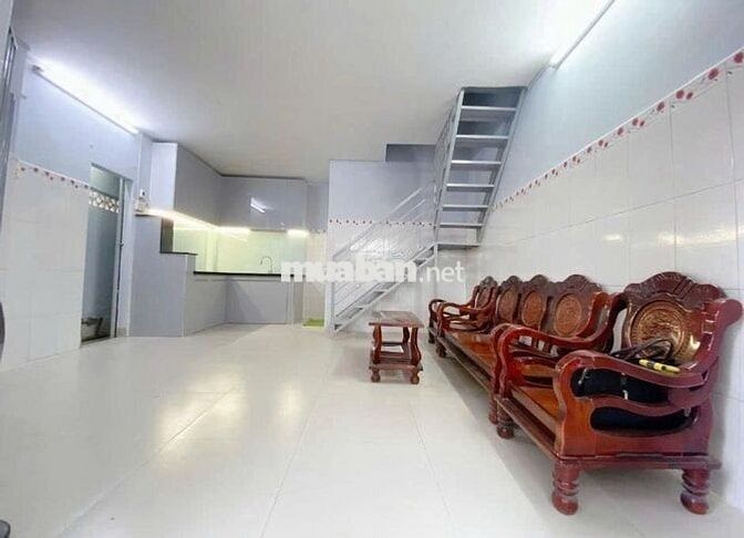 MÌNH CẦN BÁN GẤP GÓC 2 MẶT TIỀN HẺM XE TẢI TRỤC NGUYỄN VĂN ĐẬU.