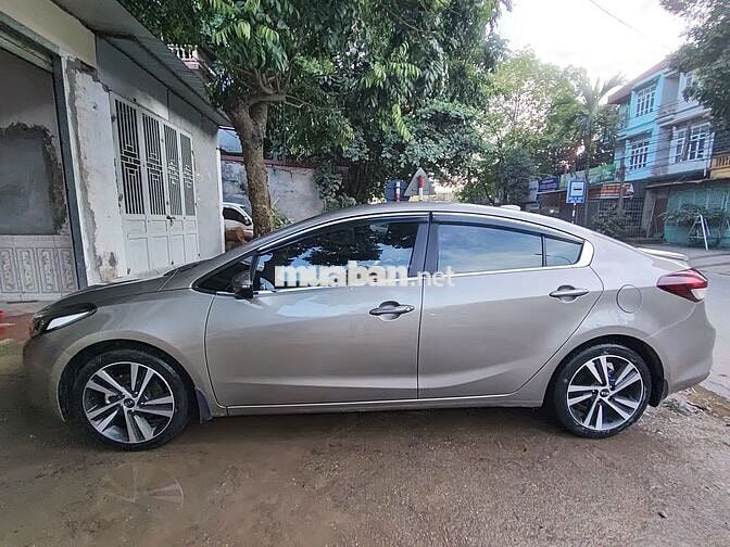 Kia Cerato 2018 Số sàn 47000 km Vàng cát