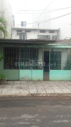 Bán nhà mặt phố Đường Trần Thủ Độ P.Phú Thạnh, Tân Phú, 4mx18m cấp 4 