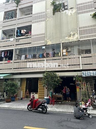 Cho thuê nguyên căn chung cư phường 03 quận 4 - 50m2