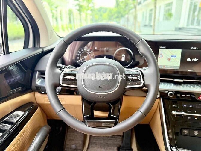 KIA Carnival 2.2 Premium 2024 8 chỗ Trắng