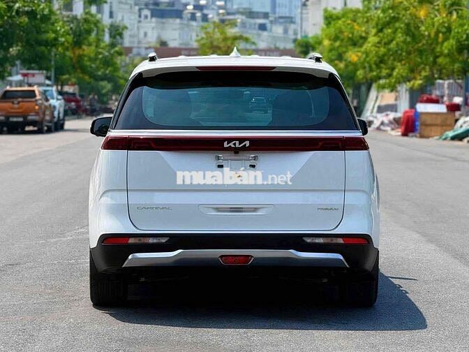 KIA Carnival 2.2 Premium 2024 8 chỗ Trắng