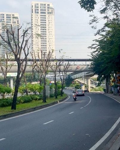 Chinh chủ, 65 tr/tháng, 2 MT nỡ hậu,1K Trần Não An Phú Q2, DTSD 460 m2