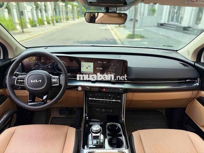 KIA Carnival 2.2 Premium 2024 8 chỗ Trắng