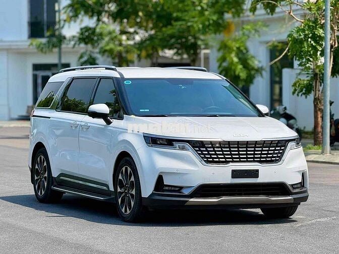 KIA Carnival 2.2 Premium 2024 8 chỗ Trắng